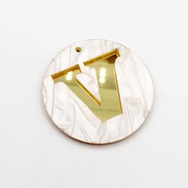 Placa de Acrílico Perolada / 6cm - Redondo - Letra Vazada - 2 Furos (PAR) - Dourado-V