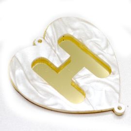 Placas em Acrílico Perolada / 64x57mm - Coração  - Letra Vazada (PAR) - Dourado -H