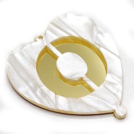 Placas em Acrílico Perolada / 64x57mm - Coração  - Letra Vazada (PAR) - Dourado -O