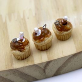 Pingente de Resina / 20mm - Cupcake Doce de Leite (Unidade)