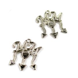 Pingente de Metal / 33x28mm - Afro Religioso - Maria Mulambo (unidade) - Níquel