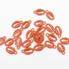 Pingente de Plástico Leitoso / 14x24mm - Búzio (10 gramas)