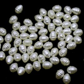 Imitação de Pérola de Aguá Doce / 10x8mm - Gota (10 gramas) - Creme