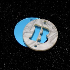 Placa em Acrílico Perolada / 3cm - Redondo - Letra Vazada - 2 Furos (PAR) - Azul -B