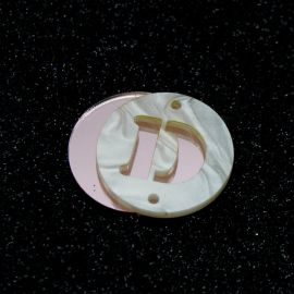 Placa em Acrílico Perolada / 3cm - Redondo - Letra Vazada - 2 Furos (PAR) - Rosa-D