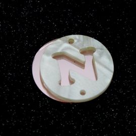 Placa em Acrílico Perolada / 3cm - Redondo - Letra Vazada - 2 Furos (PAR) - Rosa-N