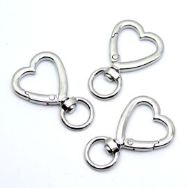 Fecho Mosquetão / 41x26mm - Coração (unidade)