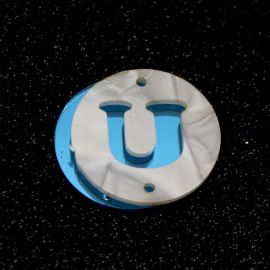 Placa em Acrílico Perolada / 3cm - Redondo - Letra Vazada - 2 Furos (PAR) - Azul -U