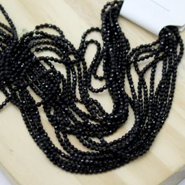 Rondela de Vidro 1,5mm / Leitosa (1 Fio)