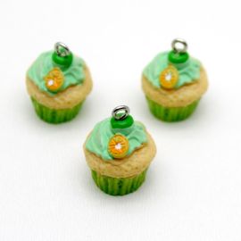 Pingente de Resina / 20x15mm - Cupcake (Unidade)