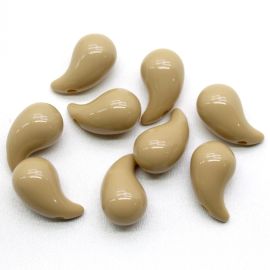 Pingente - Plástica Leitosa / 30x17mm - Gota (13 gramas)