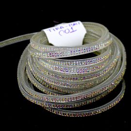 Tira de Vinil com Strass Transparente Furta-Cor / 6mm (1 METRO)