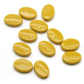 Conta Plástica Leitosa / 23x17mm - Oval (10 gramas)