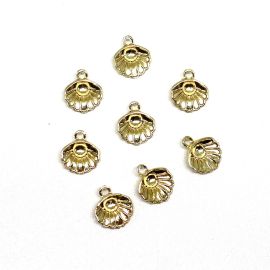 Pingente de Metal / 16x14mm - Concha (unidade) - Dourado