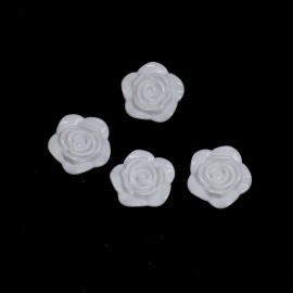 Conta Plástica Leitosa / 25mm - Flor com Furo Passante (11 gramas)