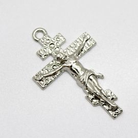 Crucifixo de Metal Níquel / 65x39mm - Cristo (Unidade)