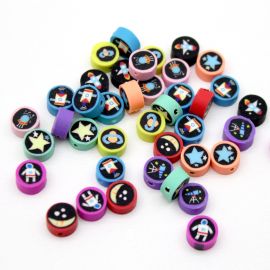 Entremeio de Fimo / 10mm - Astronauta (10 unidades) 