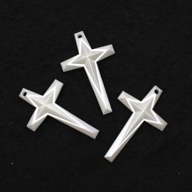 Crucifixo de ABS Perolado / 60X38mm - (10 gramas) - Creme