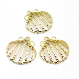 Pingente de Metal / 33x31mm - Concha (Unidade) - Dourado