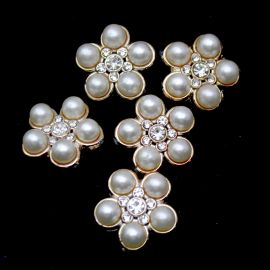 Aplique de Plástico /  20mm - Flor - Pérola com Strass (unidade)