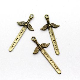 Crucifixo de Metal / 41x18mm - Espada de São Miguel (Unidade) - Ouro Velho