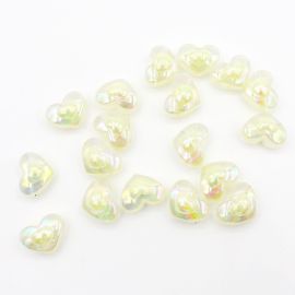 Conta Plástica Irisada / Transparente com Miolo - Coração 17mm (10 gramas)
