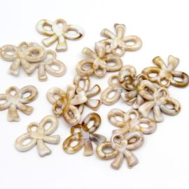 Conta Plástica Mesclada / 28X21mm - Pingente Laço (10 gramas) - Bege 