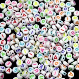 Letras - Pastilha de Plástico / 6mm - SÓ VOGAIS - (20 gramas)