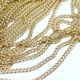 Corrente de Alumínio / 8x6mm - Elo Oval Achatado (1 METRO) - Dourado