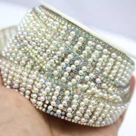 Tira de Manta 20mm / Termo Colante - Cravejada em Strass e Perola (1 Metro)