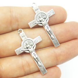 Crucifixo de Metal / 37x21mm - Cristo e São Bento (Unidade)-Níquel
