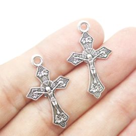 Mini Crucifixo de Metal / 30x17mm - (Unidade) -Níquel