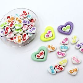Mix Multicolorido / 13x18mm - Coração com nome : LOVE (20 gramas)