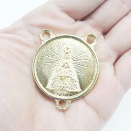 Salve Rainha de Metal / 45x37mm - Nossa Senhora Aparecida (unidade) - Dourado