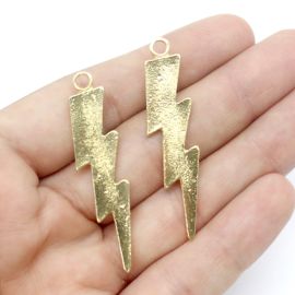 Pingente de Metal Dourado / 48x11mm - Raio (Unidade) 