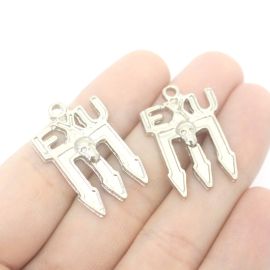 Pingente de Metal Níquel / 28x18mm - Afro Religioso - Tridente de Exu (unidade)