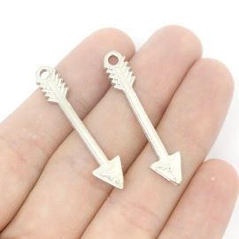 Pingente de Metal / 40x6mm - Afro Religioso - Flecha (unidade)
