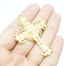 Crucifixo de Metal / 55x49mm (unidade) - Dourado