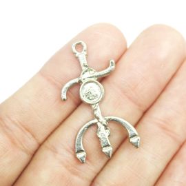 Pingente de Metal Níquel / 34x19mm - Afro Religioso - Tridente de Exu (unidade)