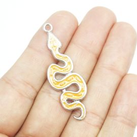 Pingente de Metal / 46x14mm - Cobra Laranja - (Unidade) 