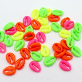 Búzio de Plástico Leitoso / 18x13mm - Cores Diversos (20 gramas)