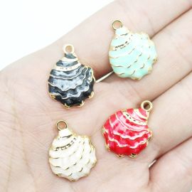 Pingente de Metal Resinado / 21x16mm - Concha (Unidade) - Dourado