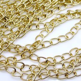 Corrente de Aluminío / elo: 15x10mm - Oval Torcido (1 metro) - Dourado