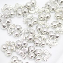 Pingente de Plástico ABS / 22x18mm - Cereja (10 gramas) - Prata