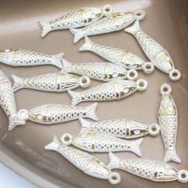 Pingente de Plástico ABS / 40x10mm - Peixe (10 gramas) - Creme