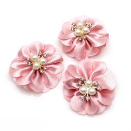 Flor de Tecido / 5,2 cm - Miolo com Pérolas e Strass