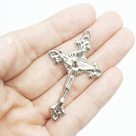 Crucifixo de Metal / 52x32mm - com O Cristo  (unidade) -Níquel