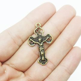 Cruz de Metal / 34x20mm - Com o Cristo (unidade) 
