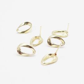 Pino de Brinco em Metal / 15x10mm  (1 par)-Dourado
