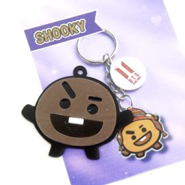Pingente de Acrílico / 37X32mm - BTS / SHOOKY (unidade) - MARROM